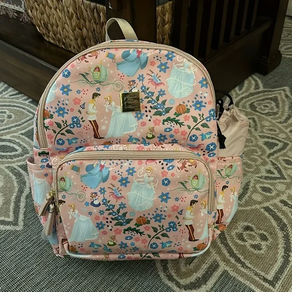 District Diaper Backpack - Picture 1 of 11